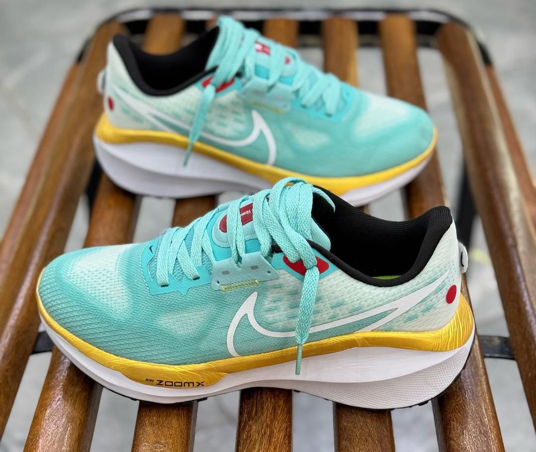 Nike Vomero 17 PRM in the "Teal Nebula" - Image 4